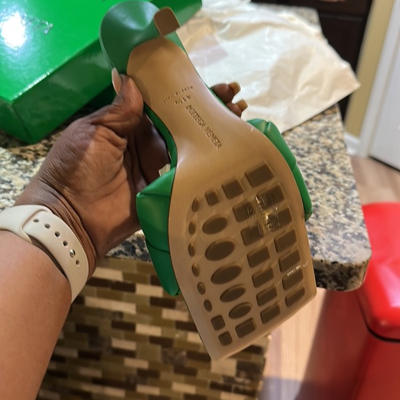 🔥🔥Authentic Bottega Veneta shoes🔥🔥women 10.5 3’inch heel “New with 🏷️” - Picture 7 of 13